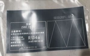 NEW GENUINE MERCEDES BENZ AIR CONDITIONING SYSTEM CAPACITY INFORMATION LABEL