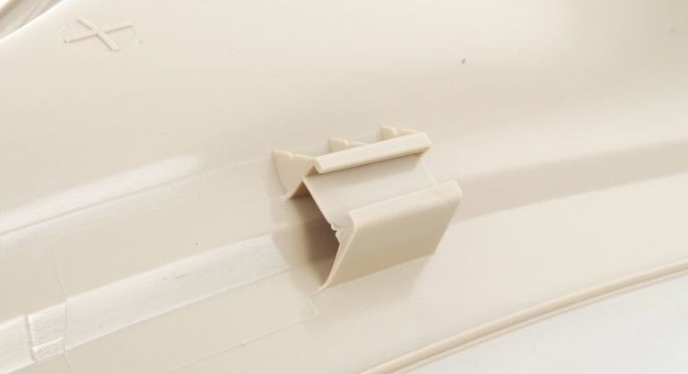 BMW NEW GENUINE 5 SERIES E60 E61 REAR INTERIOR SILL STRIP COVER LEFT N/S BEIGE 51477069519 - Image 4