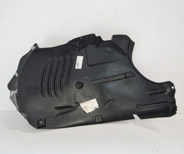 NEW GENUINE MERCEDES BENZ C CLASS W204 FRONT LEFT N/S WHEEL ARCH COVER A2046906030