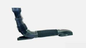 NEW GENUINE MERCEDES BENZ C CLASS W204 C180 M274 ENGINE AIR INTAKE HOSE PIPE A2740900082