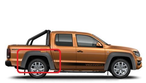 NEW GENUINE VOLKSWAGEN VW AMAROK REAR WHEEL ARCH COVER TRIM RIGHT O/S 2HH853414