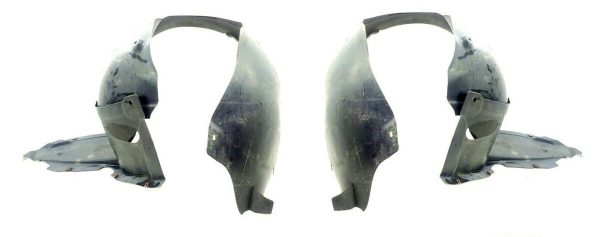 NEW GENUINE VOLKSWAGEN VW PASSAT B7 FRONT FENDER  MUD GUARD PAIR SET N/S + O/S