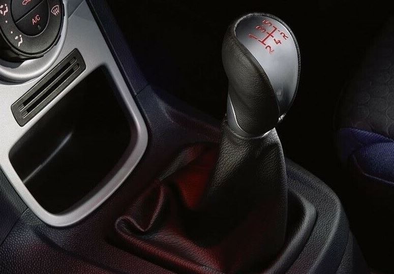 NEW GENUINE FORD FIESTA 08-12 BLACK LEATHER ILLUMINATED GEAR LEVER KNOB 1580939 - Image 3