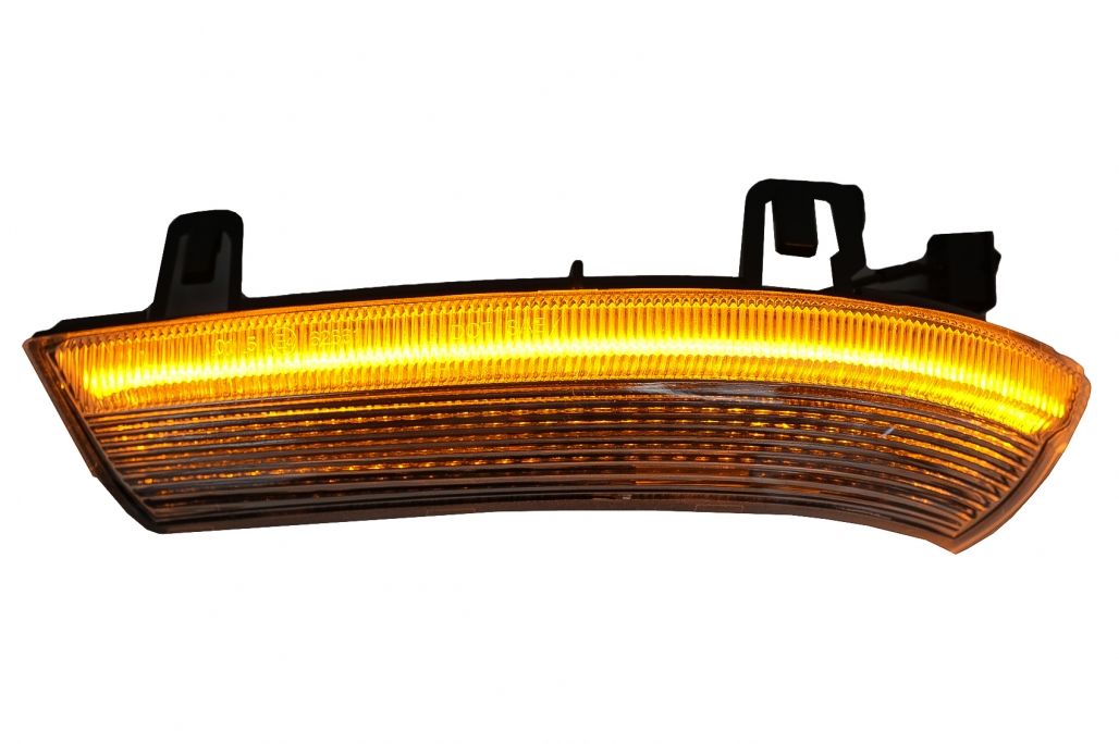 Mirror Dynamic LED Turn Signal suitable for VW Golf 5 Golf 6 Variant Golf Plus (2005-2014) Jetta (2005-2011) Passat B6 3C Sharan (2003-2010) Skoda Superb (2002-2008) Smoke - Image 2