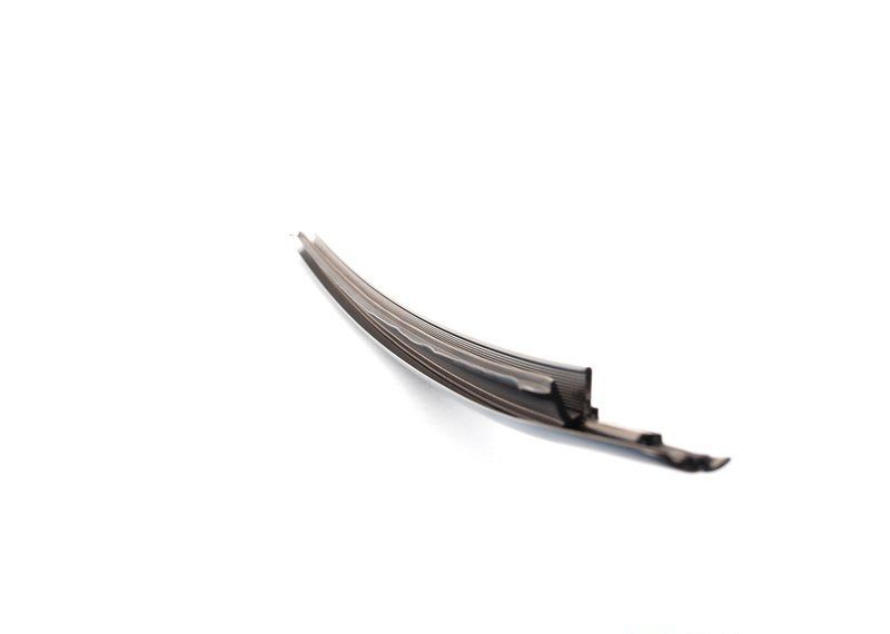 BMW NEW GENUINE 7 SERIES E38 FRONT WINDOW WATER DRAIN MOLDING TRIM LEFT N/S 51318125889 - Image 3