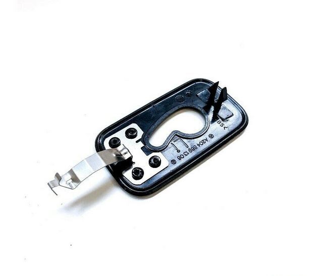 NEW GENUINE MERCEDES BENZ GLK CLASS REAR TRUNK COVER BRACKET LEFT N/S A20486913089051 - Image 3