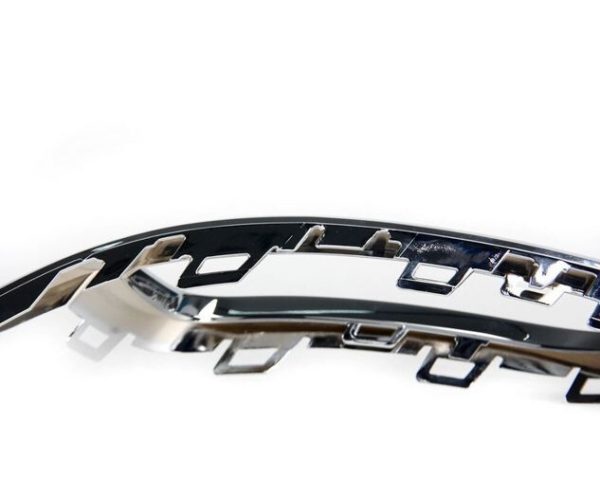 NEW GENUINE VW T-ROC 17- REAR BUMPER TRIM BRIGHT CHROME LEFT N/S 2GA807833A2ZZ - Image 3