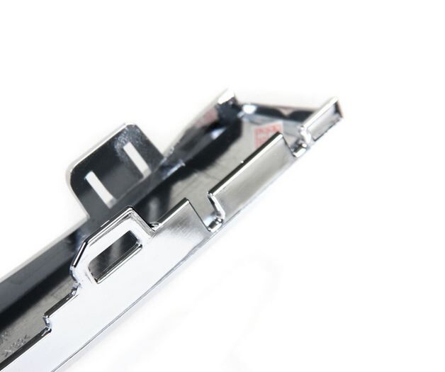 NEW GENUINE VW T-ROC 17- REAR BUMPER TRIM BRIGHT CHROME RIGHT O/S 2GA807834A2ZZ - Image 3