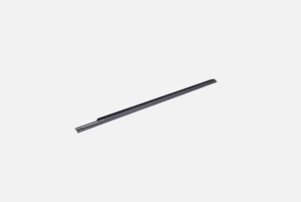 FOR NEW GENUINE MERCEDES BENZ E CLASS W212 FRONT WINDOW CHROME STRIP RIGHT O/S - Image 2