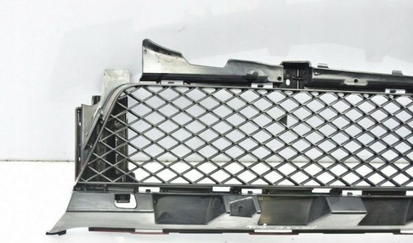 NEW GENUINE MERCEDES BENZ SLK R172 AMG FRONT BUMPER LOWER GRILL A1728851523 - Image 2