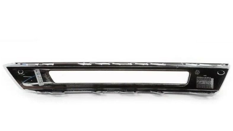 NEW GENUINE MERCEDES BENZ GLS X166 AMG FRONT LOWER BUMPER MOULDING COVER RIGHT A1668845422 - Image 3