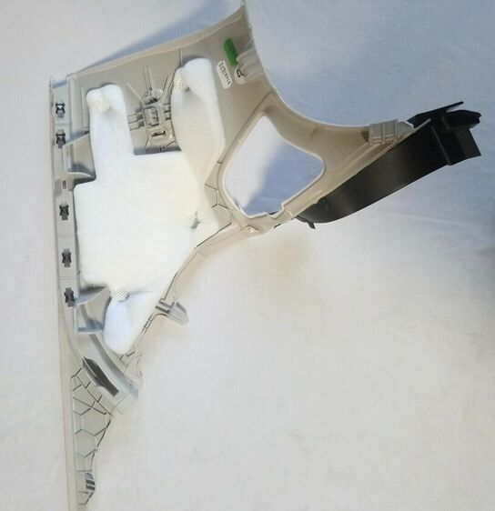 NEW GENUINE MERCEDES-BENZ E-CLASS W213 RIGHT SIDE C PILLAR TRIM A21369024259051 - Image 2