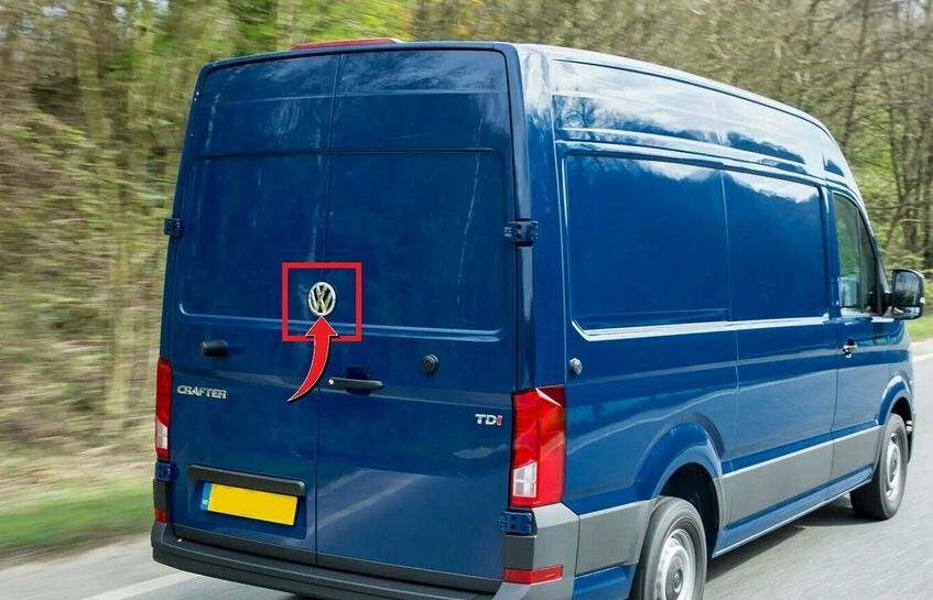 NEW GENUINE VOLKSWAGEN VW CRAFTER REAR TRUNK BOOT EMBLEM BADGE 2E1853600 - Image 2