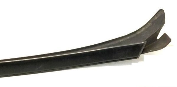 NEW GENUINE MERCEDES GLS 63 AMG X166 WINDSCREEN DEFLECTOR STRIP MOULDING RIGHT A1666901280 - Image 3