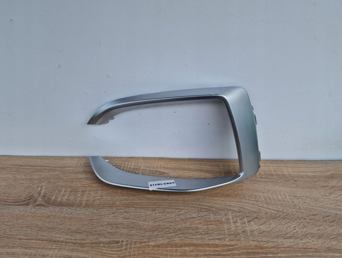 NEW GENUINE BMW 1 SERIES F40 LUXURY LINE FRONT BUMPER SIDE GRILLE TRIM LEFT 51117459719