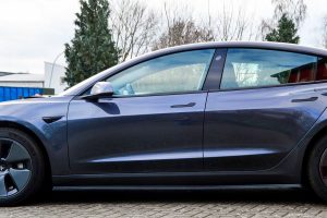 Black Gloss Performance Side skirts addons / Blades / diffusers / sill covers For Tesla Model 3 + Performance 2017+