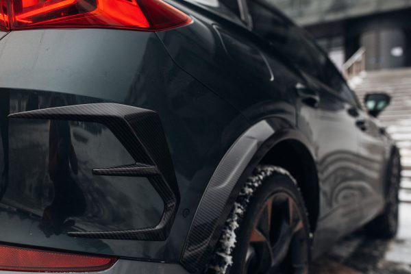 Carbon rear wing fender vent frame diffuser for Cupra Formentor - Image 6