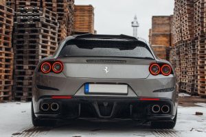 CARBON Performance Aero roof extension spoiler for Ferrari GTC4Lusso
