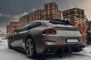 CARBON Performance Aero trunk extension lower spoiler for Ferrari GTC4 Lusso