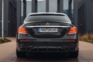 Carbon P-Performance Sunblind/ Roof Extension For Mercedes W213