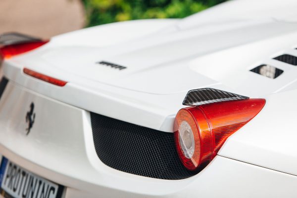 Taillight fin for Ferrari 458