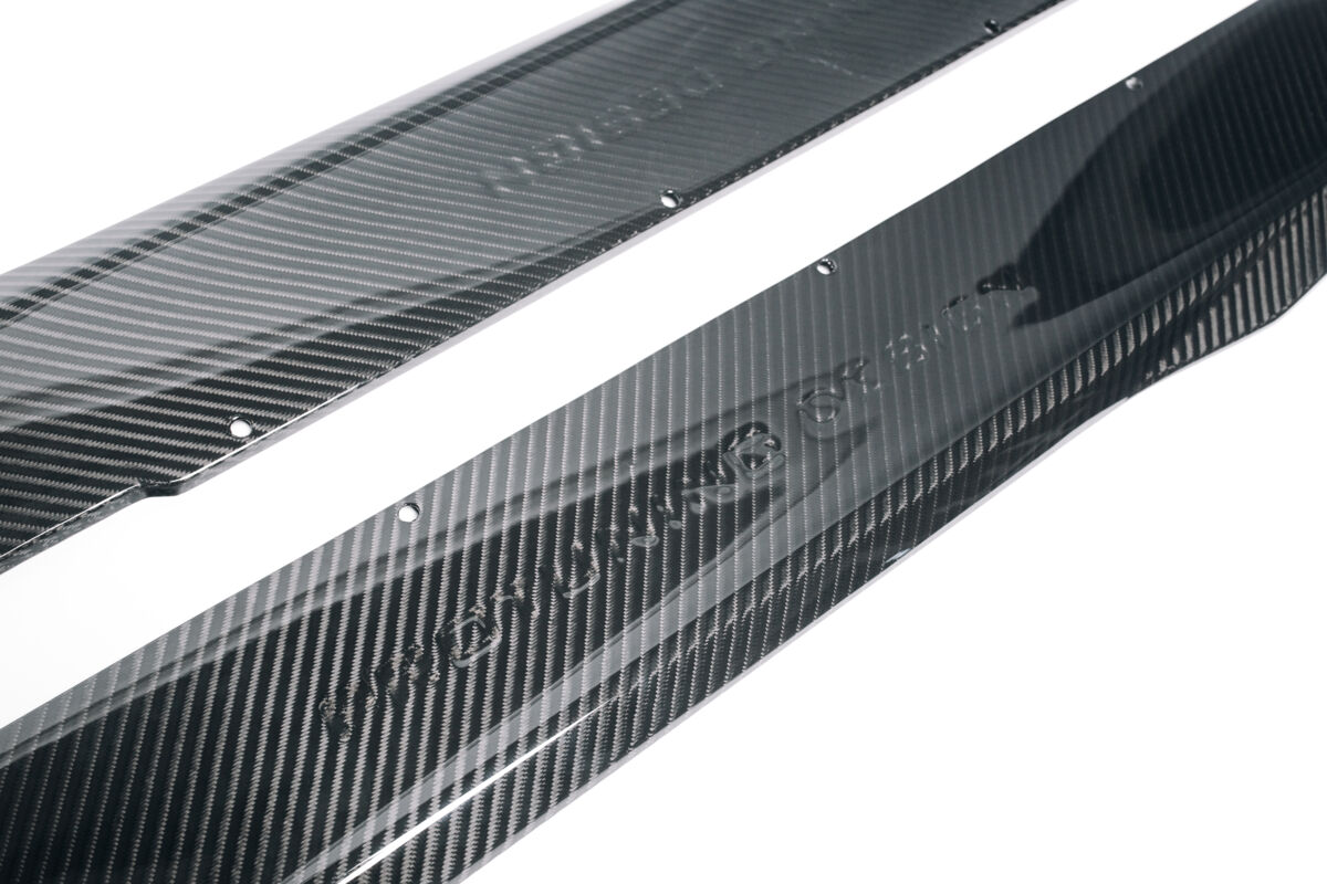 Carbon Sideskirt Aero blades for Lamborghini Huracan STO - Image 4