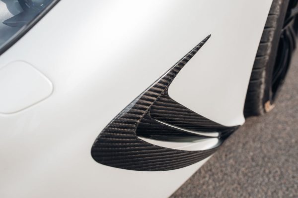 CARBON Performance Aero front bumper side vents for Ferrari 458 Speciale - Image 2