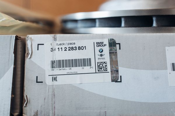 Original BMW Brake discs ventilated FRONT set left and right for M3 E92 E93 E90 + M1 E82 - Image 3