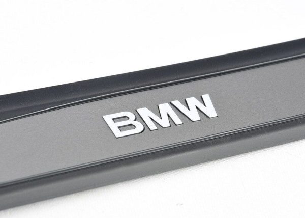 BMW NEW GENUINE 5 SERIES E60 E61 03-10 O/S RIGHT FRONT DOOR SILL STRIP 51477034304 - Image 3