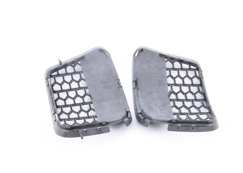 BMW X1 E84 NEW GENUINE FRONT M SPORT BUMPER SIDE GRILL SET N/S LEFT+ O/S RIGHT 51117845542 - Image 4