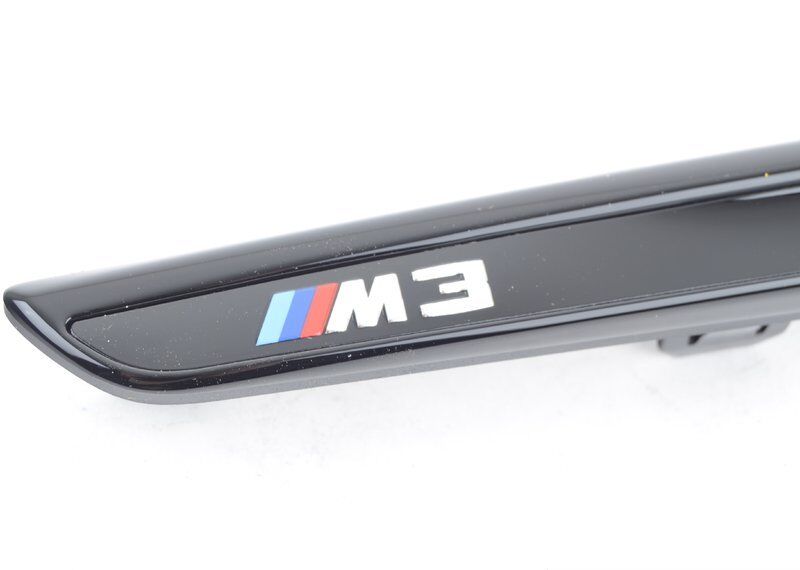 NEW GENUINE BMW 3 SERIES F80 M3 GLOSS BLACK FENDER GRILLE TRIM RIGHT O/S 51148068588 - Image 5