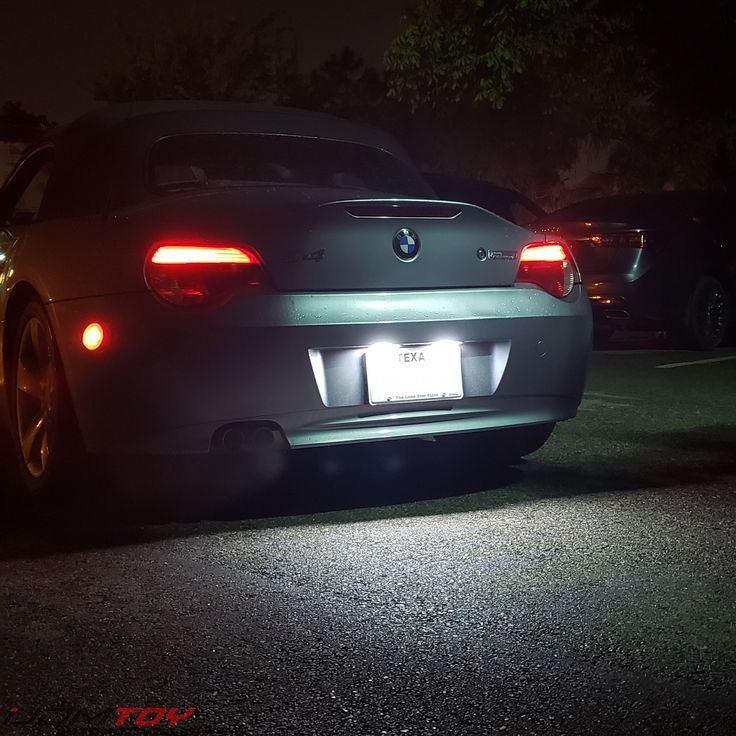 OE LOOK LICENSE LED LIGHTS CLEAR FOR VARIOUS BMWs - Image 2