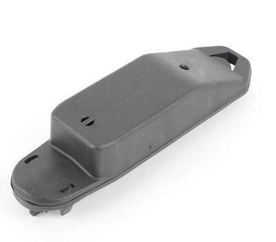 NEW GENUINE VOLKSWAGEN GOLF MK7 AUDI A3 S3 SOCKET JACK REAR 8V0802847A