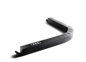 NEW GENUINE AUDI BOOT LUGGAGE COMPARTMENT FLEXIBLE DIVIDER STRIP 8U0017238