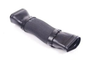 NEW GENUINE MERCEDES BENZ CLS CLASS W219  AIR INTAKE PIPE DUCT RIGHT A6420945097
