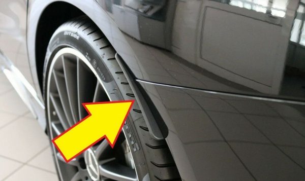 NEW GENUINE MERCEDES BENZ CLA 45 AMG WHEEL ARCH WIDENING COVER TRIM RIGHT O/S A1178800205 - Image 3