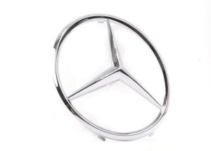 NEW GENUINE MERCEDES-BENZ SLK R171 FRONT BUMPER LOGO BADGE EMBLEM A1718880086