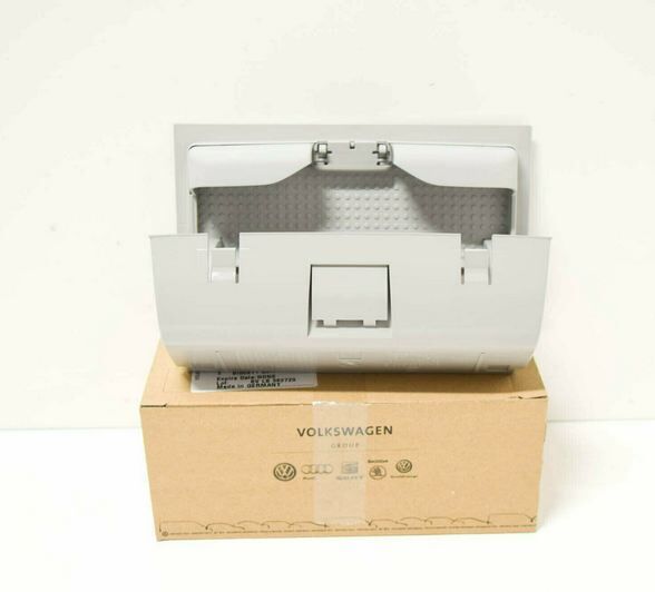 NEW GENUINE VOLKSWAGEN AMAROK 10-20 SPECTACLES HOLDER PEARL GREY 2H0868565EY20