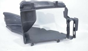 NEW GENUINE BENTLEY BENTAYGA 15-20 FRONT INTERCOOLER AIR DUCT GUIDE 36A117335A