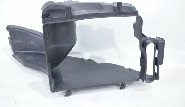 NEW GENUINE BENTLEY BENTAYGA 15-20 FRONT INTERCOOLER AIR DUCT GUIDE 36A117335A