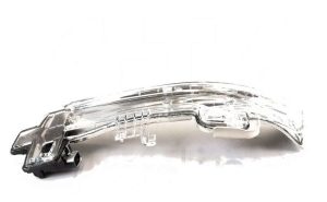 NEW GENUINE VOLVO S80 FRONT RIGHT WING MIRROR TURN SIGNAL INDICATOR LIGHT LENS 31402416