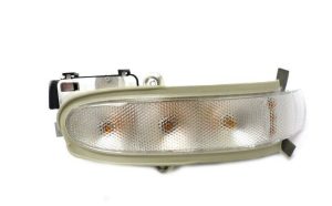 NEW GENUINE MERCEDES BENZ C CLASS W203 MIRROR REPEATER INDICATOR LAMP RIGHT LHD A2038201021