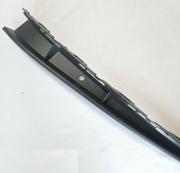 NEW GENUINE VW POLO 2G FRONT BUMPER GRILLE TRIM SATIN BLACK RIGHT 2G0853677T9B9 - Image 2