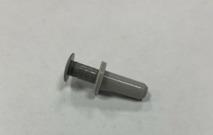 GENUINE MERCEDES BENZ MB DOOR WEATHERSTRIP TRIM EXPANDING RIVET 1PC A0009916940