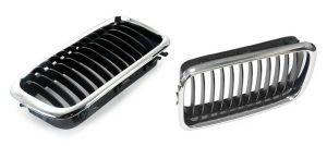 BMW NEW GENUINE 7 SERIES E38 99-01 RADIATOR KIDNEY GRILLES PAIR SET