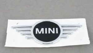 NEW GENUINE MINI COUNTRYMAN F60 REAR TRUNK 3D STYLE EMBLEM BAGDE 51147481901