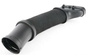 NEW GENUINE MERCEDES BENZ SL 63 AMG CLASS R231 AIR INTAKE HOSE RIGHT A2780902282