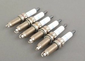 NEW GENUINE BMW HIGH POWER SPARK PLUG RB ZMR5TPP330 6 PCS 12120039634