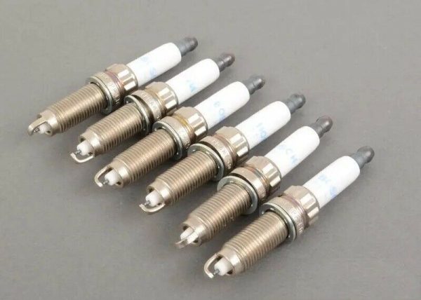NEW GENUINE BMW HIGH POWER SPARK PLUG RB ZMR5TPP330 6 PCS 12120039634
