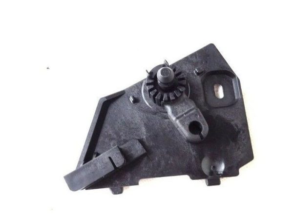 NEW GENUINE VW TOUAREG 2011-2016 RHD BONNET RELEASE HANDLE BRACKET 7P0823633A - Image 2